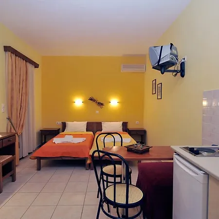 Aiolos Aparthotel Naoussa