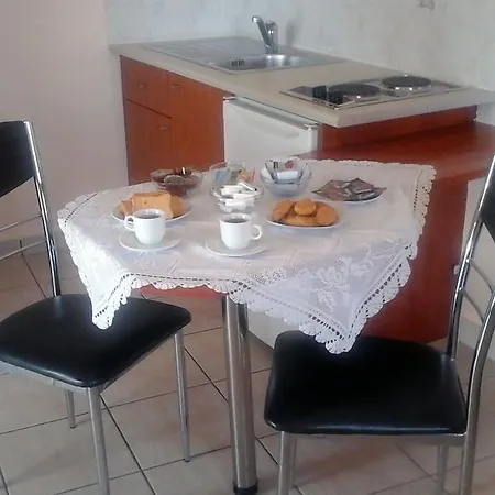 Aparthotel Aiolos Naousa (Paros)