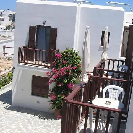 Aiolos Aparthotel *