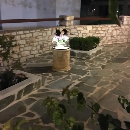 Aparthotel Aiolos Naoussa