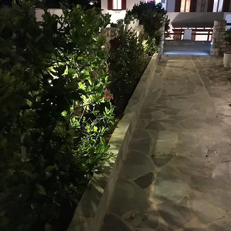 Aiolos Aparthotel