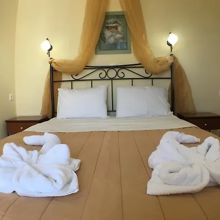 Aiolos Aparthotel