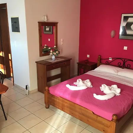 Aiolos Aparthotel Naoussa